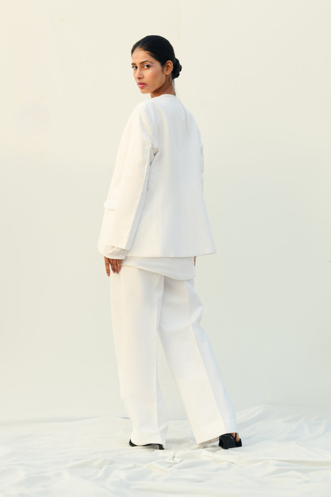 Dune Dignity - Suit Set