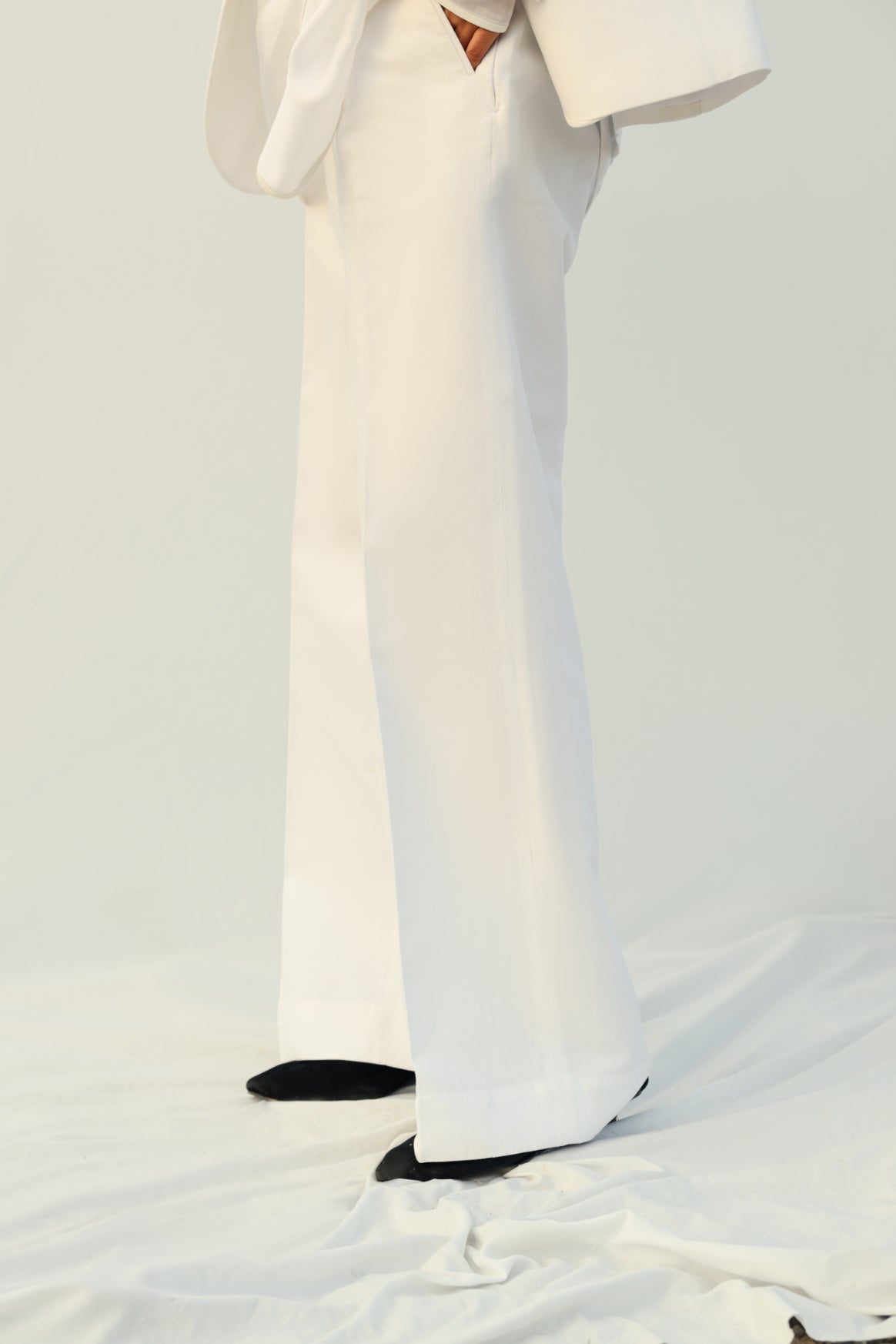 Dune Dignity - Suit Set